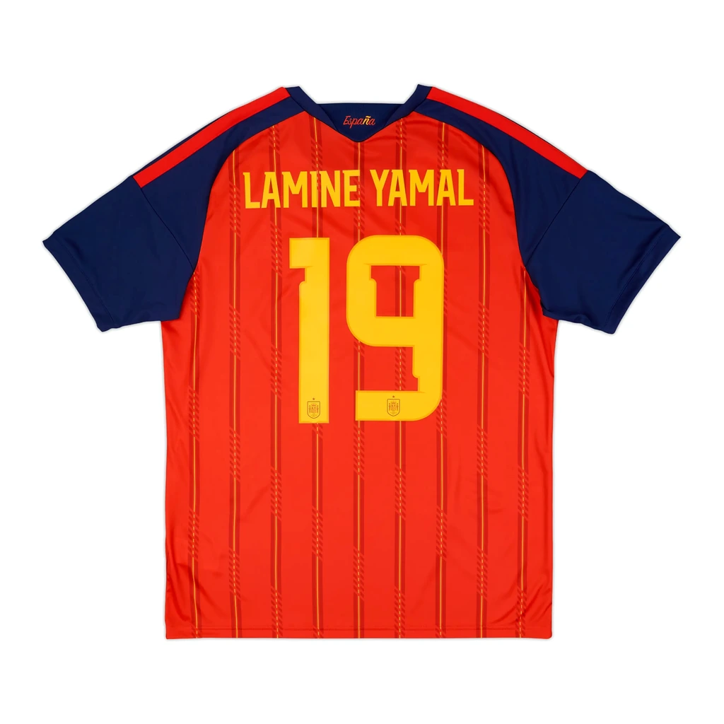 Lamine Yamal Back